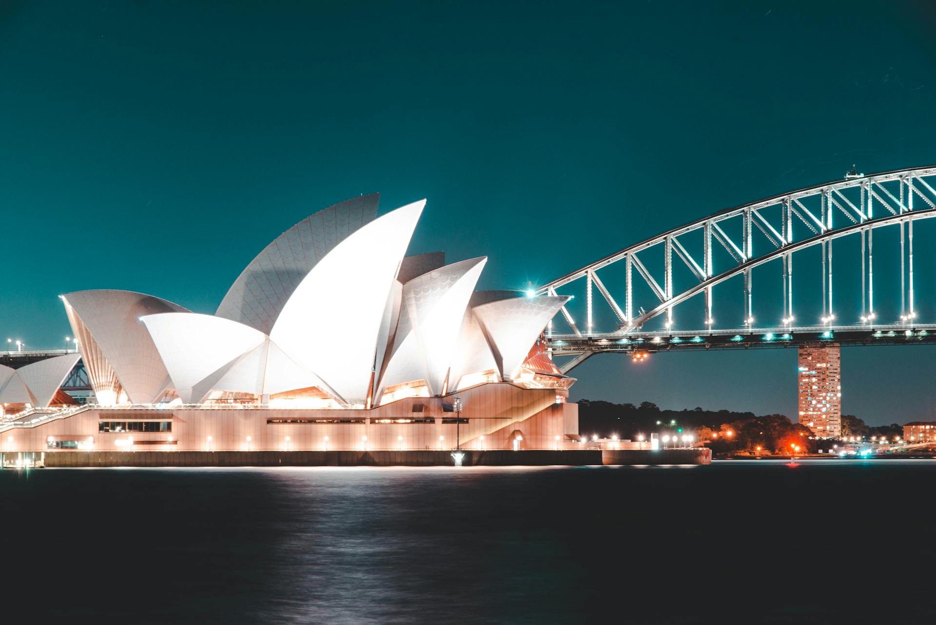 La celebre Opera House di Sydney: punto di partenza perfetto per un viaggio organizzato in Australia tra natura, cultura e avventura.